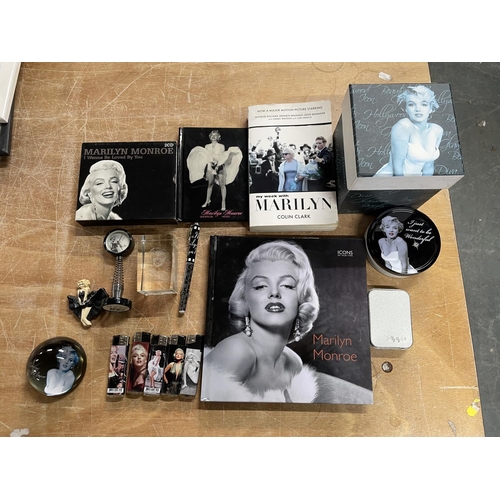 343 - Quantity of Marilyn Munroe collectables including a rare boxed Zippo lighter etc (Qty)