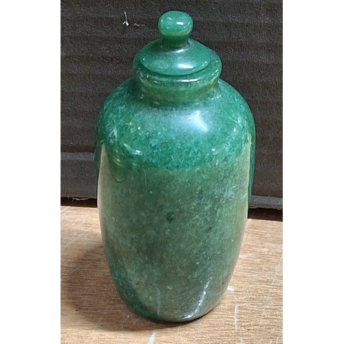 362 - carved Oriental snuff or perfume bottle carved from green Jade