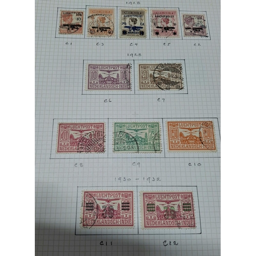 122 - Dutch Indies 1928-1938 some mint mounted sets together with light used from the same period - 4 deal... 