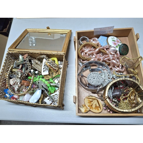 16 - Small quantity of various costume jewellery in an ornate brass box etc (Qty)