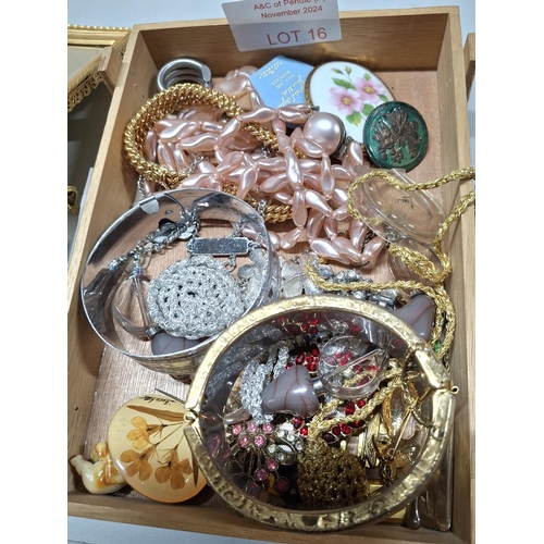 16 - Small quantity of various costume jewellery in an ornate brass box etc (Qty)