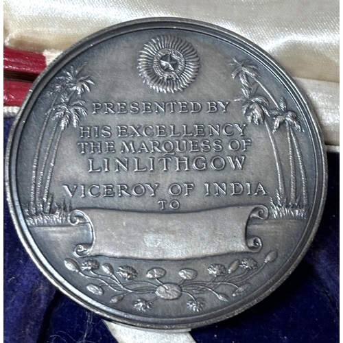 86 - Marquess of Linlithgow’s Viceroy Presentation Medal c1936, the obverse featuring Lord Linlithgow’s c... 