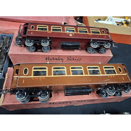 209 - Large quantity of mid 20thC Hornby 0 gauge items including a complete track, M3 tank locomotive with... 