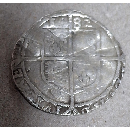 172 - Clipped 1582 Elizabeth I silver sixpence together with four other well worn medieval hammered silver... 