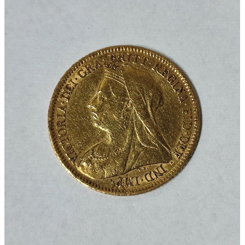 175 - Queen Victoria veil head 1900 half sovereign