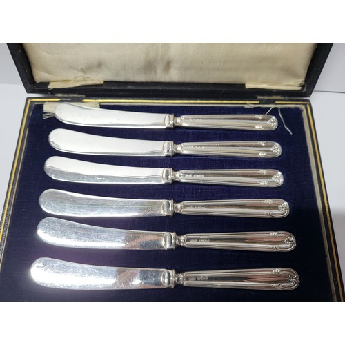 2 - Cased 1914 Sheffield silver handled 6 piece knife set (6)