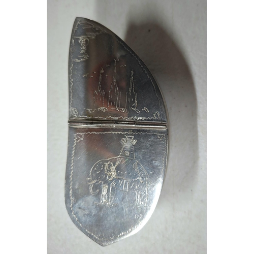 16 - Old mussel shell snuff box with unmarked white metal base and hinges (possibly silver) with etching ... 