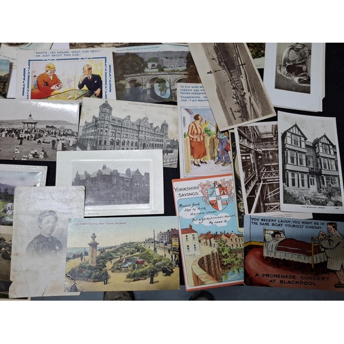 110 - Large quantity of mainly British early/mid 20thC postcards including humorous examples (Qty)