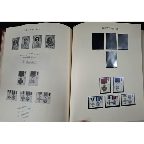 366 - Red Stanley Gibbons album containing GB QEII commemoratives, mint 1971-1980 and 1982-1992 used, virt... 