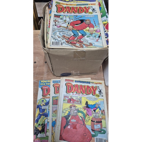 162 - Box containing a large quantity of 1990s Dandy comics (Qty)