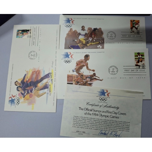 254 - Quantity of stamps to include The International Society of Postmasters 1976 Christmas stamp collecti... 