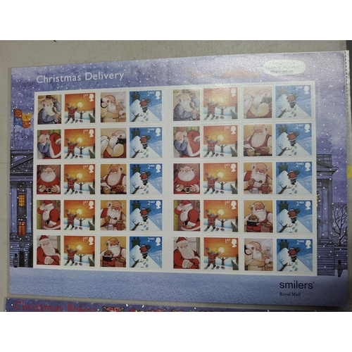 277 - Two GB QEII Christmas smiler sheets both with 10 first and 10 second class stamps (2)