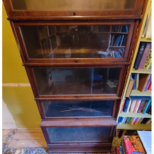 439 - The Globe-Wernicke Co. Ltd., London, library bookcase

233cmx36cmx87cm