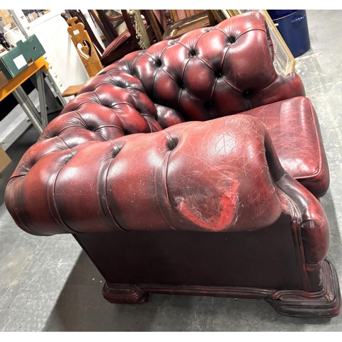 475 - Chesterfield Chair