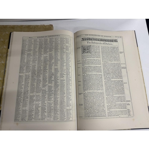 237 - John Speed official boxed book published in 1954 reproducing his original maps of England