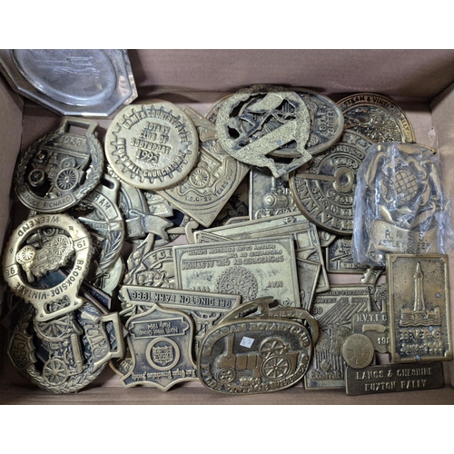 157 - Box containing a quantity of small, brass and other metal, fairs plaques, mainly 1980s and 90s (Qty)