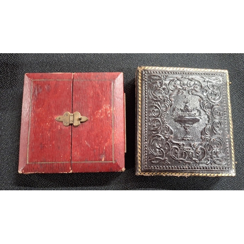 164 - Victorian daguerreotype (case a/f) together with 2 fine quality antique small encased frames, one fo... 