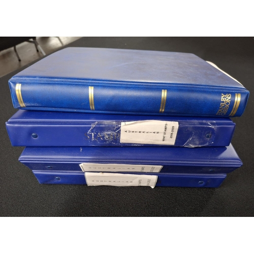 291 - Four blue folders containing a huge quantity of Australia, late 20th-early21stC both mint and lightl... 