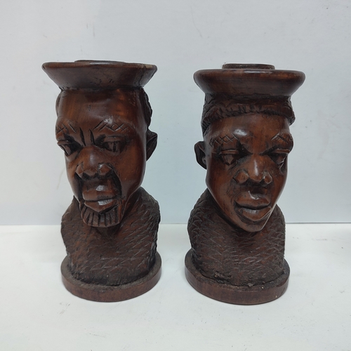 308 - Collection of good quality carved wooden African itmes from Malawi, Zimbabwe etc.(Qty)