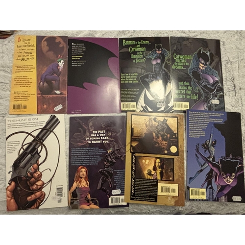 330 - 6 Crying Freeman Comics 2,3,4,5,6,7,9,10 with 8 Batman and Catwoman Paperback including Catwomen Def... 