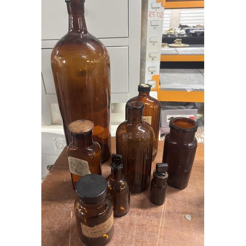 416 - Brown Chemistry bottles including large examples (Qty)