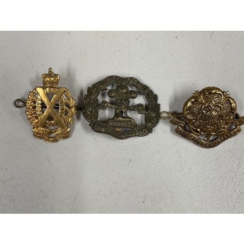 171 - 3 British Cap Badges Lancashire Hussars.I.Y