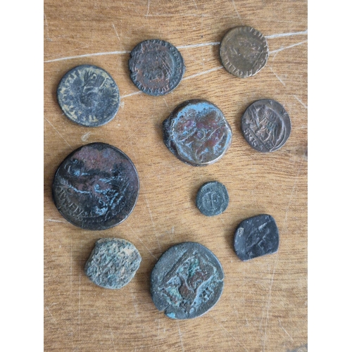 69 - Collection of ten various Roman bronze/copper coins (10)