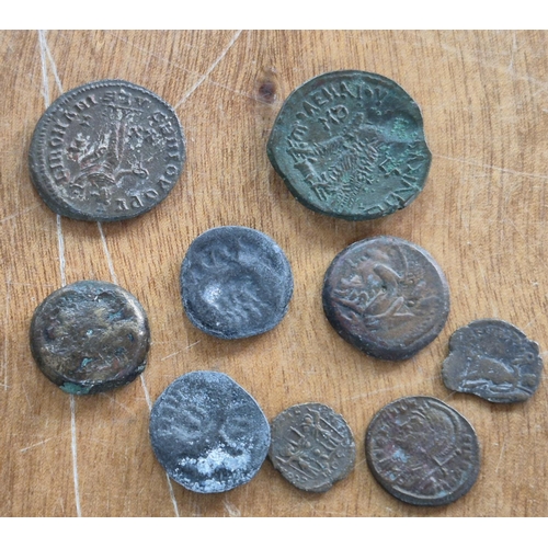 70 - Collection of nine various Roman bronze/copper coins (9)