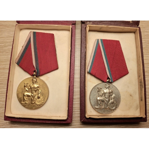 90 - Two boxed Bulgaria medals, order of peoples Labour, gold & silver class (2)