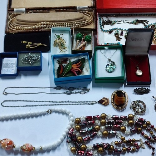 66 - Collection of Silver and costume jewellery (Qty)