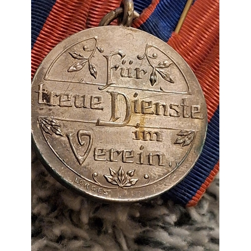 168 - Unidentified antique German WWI era well cast medal