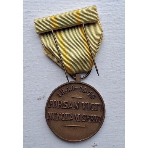 172 - WWII Belgium refractaire medal (refused to co-operate with the occupying Germans)