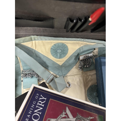 270 - Briefcase with masonry books and Apron