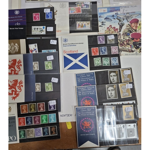 317 - Large quantity of British QEII stamp packs and sets, IOM complete booklets etc (Qty)