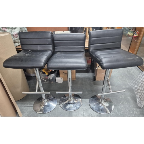 461 - Three good quality modern fabric and chromed metal bar stools (3)