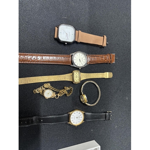 33 - 6 Watches including Lorus and Everite Swiss Made