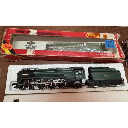 146 - 2 Boxed trains including Hornby B.R Standard class 7P6F Britannia double 00 Gauge