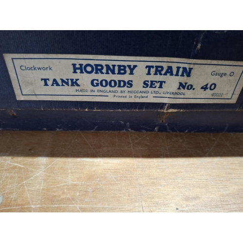 160 - Boxed Hornby clockwork train tank good set, no 40, gauge 0 complete with key.