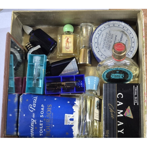 179 - Box containing a quanity of various vintage perfumes and ladies soaps and powders, makes include Max... 