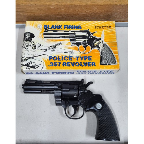 200 - Boxed Blank firing police type .357 revolver