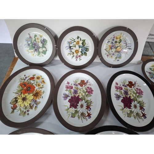 301 - Quantity of vintage Hornsea Pottery floral platters and plates (Qty)