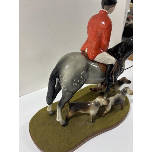 338 - Rare, Beswick Huntsman with huntdogs on dapple Grey Horse