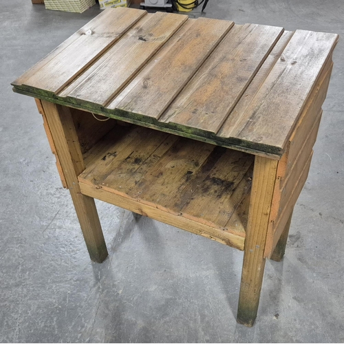 453 - Outdoor wooden stool/storage area