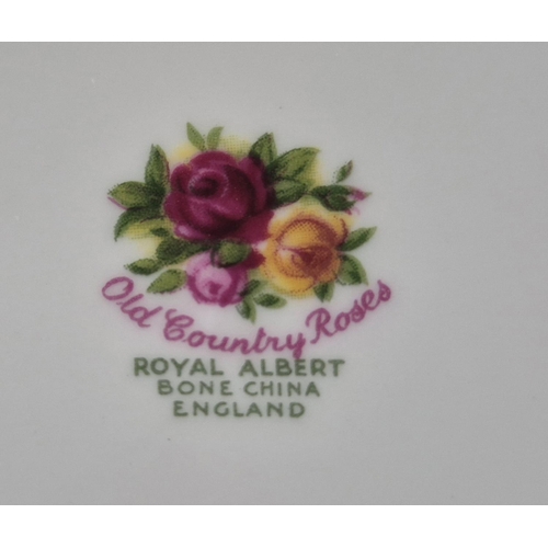 281 - Collection of Royal albert country roses including Turine