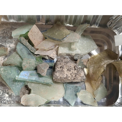 59 - Quantity of Roman glass shards (Qty)