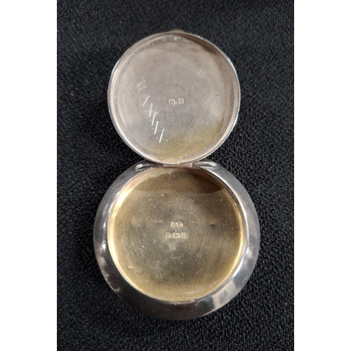 12 - Large circular, hinge lidded Birmingham 1919 silver pill box,

approx 29 grams