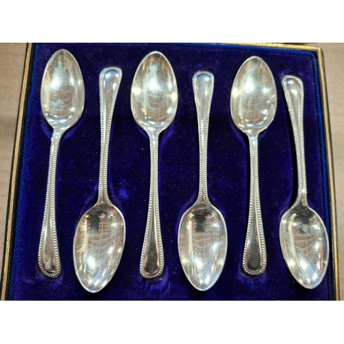 16 - Edwardian cased set of six hallmarked Sheffield silver tea spoons

145 grams