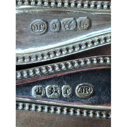 16 - Edwardian cased set of six hallmarked Sheffield silver tea spoons

145 grams