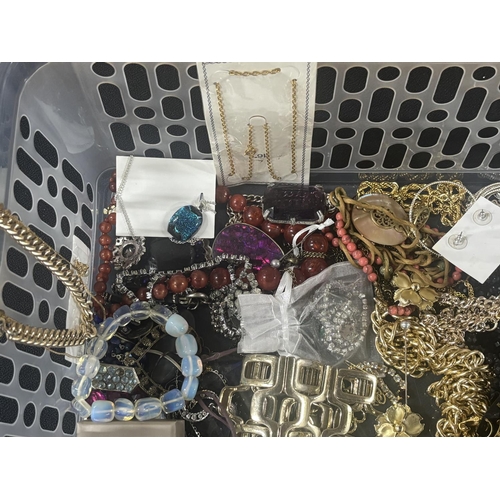 48 - Basket of costume jewellery including nice rope chain