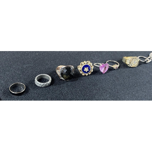 50 - 10 Rings including 1 with a Pink garnet or Ruby